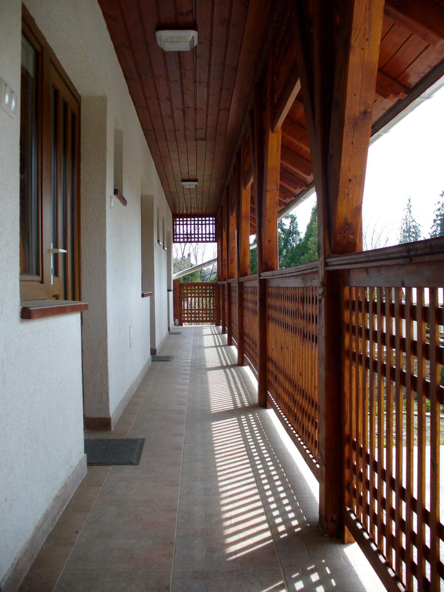 Rózsakert Apartmanház Hajdúszoboszló Exterior foto