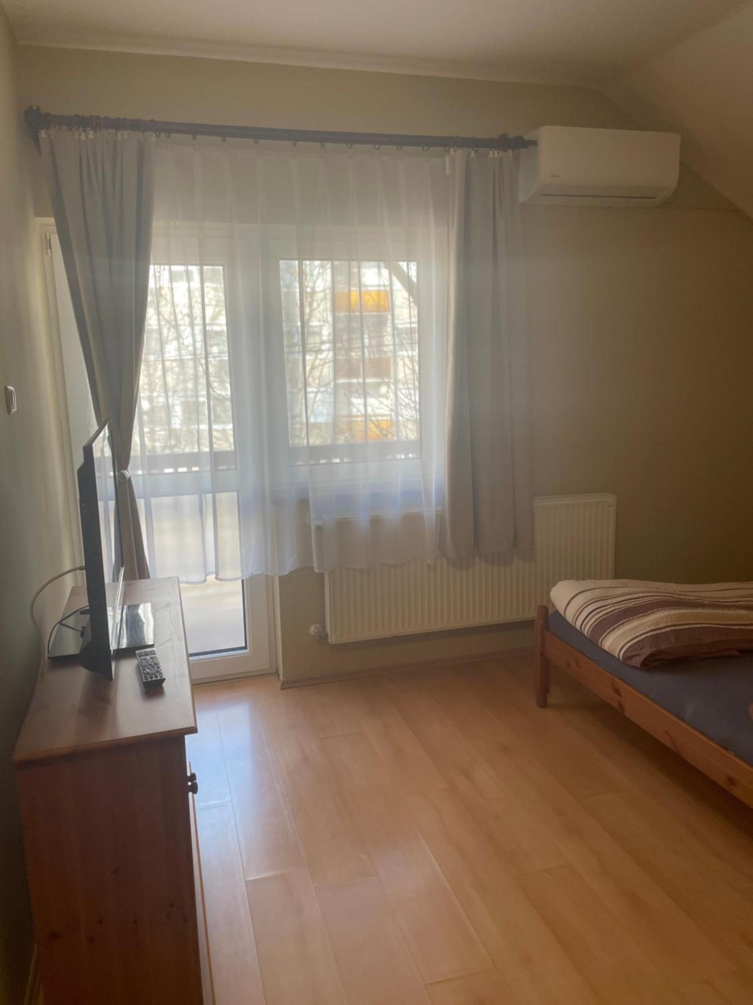 Rózsakert Apartmanház Hajdúszoboszló Exterior foto